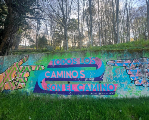 Graffiti på Camino del Norte Alle caminoer er caminoen - todos los caminos son el camino