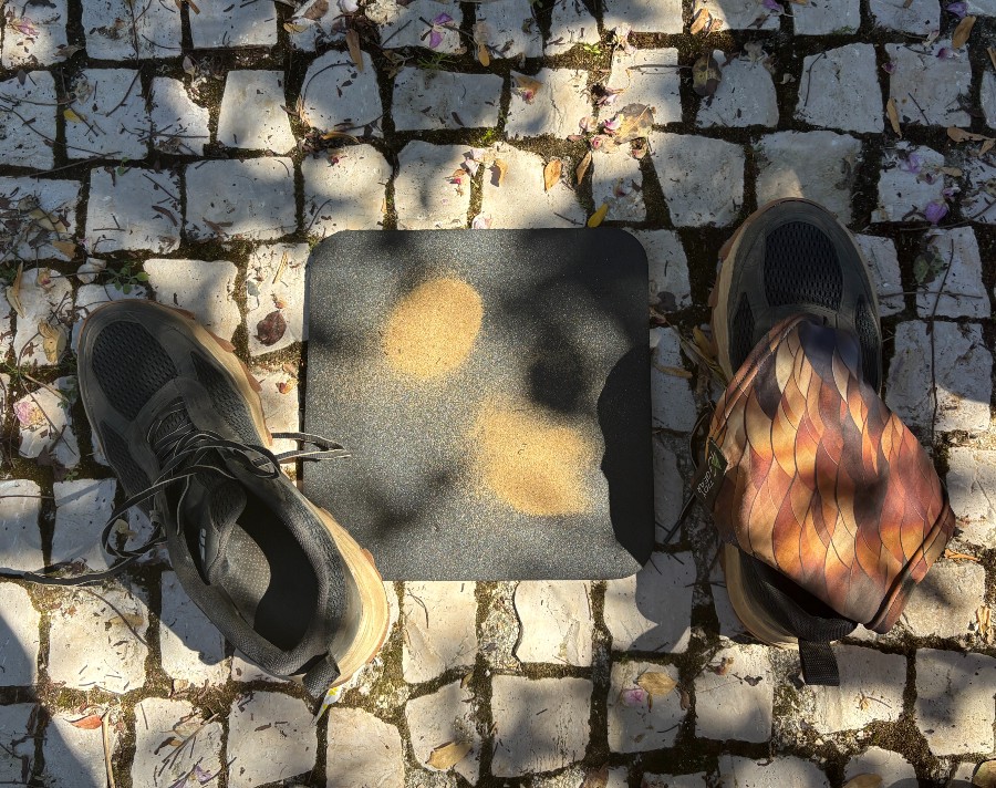 Test af gaiters mod sand i skoene på Fishermen's trail.