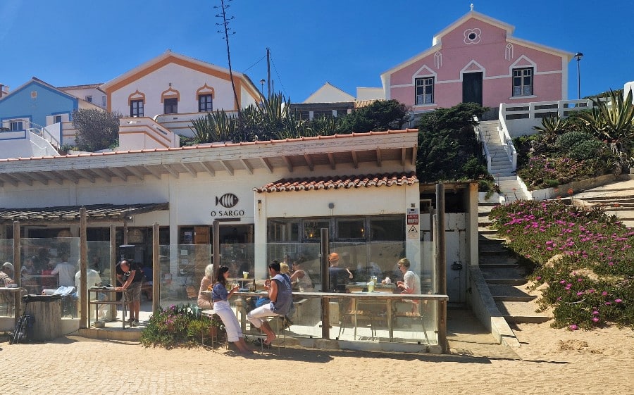 Restaurant O Sargo i Monte Clërigo på Fishermen's trail.