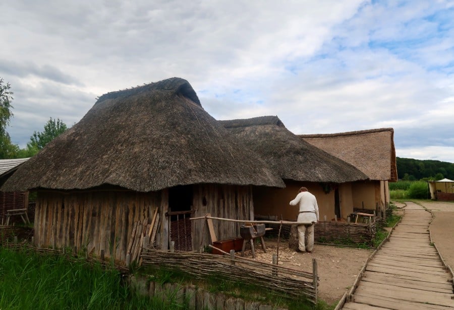 Lerklinede vikingehuse ved Hedeby - Haithabu