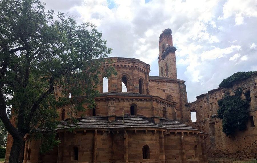 Monasterio-granja-de-moreruela-camino