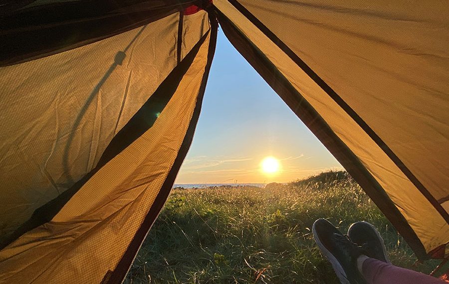 Sove i telt på stranden i Sverige - allemannsretten