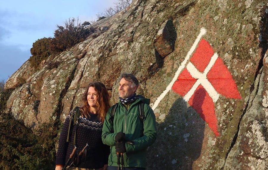 flaget-sandvig-stenhuggerstien-vandreferie-paa-bornholm