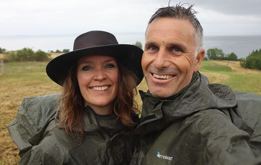 regnponcho-oehavsstien-regn-aeroe-dansk-sommer-vandring