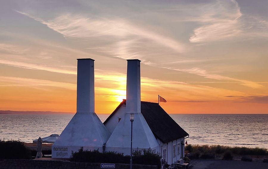 Gudhjem rundt i Oluf Høsts fodspor